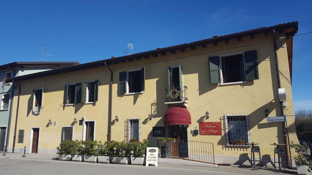 Al Borgo Alloggi เดเซนซาโนเดลการ์ดา ภายนอก รูปภาพ