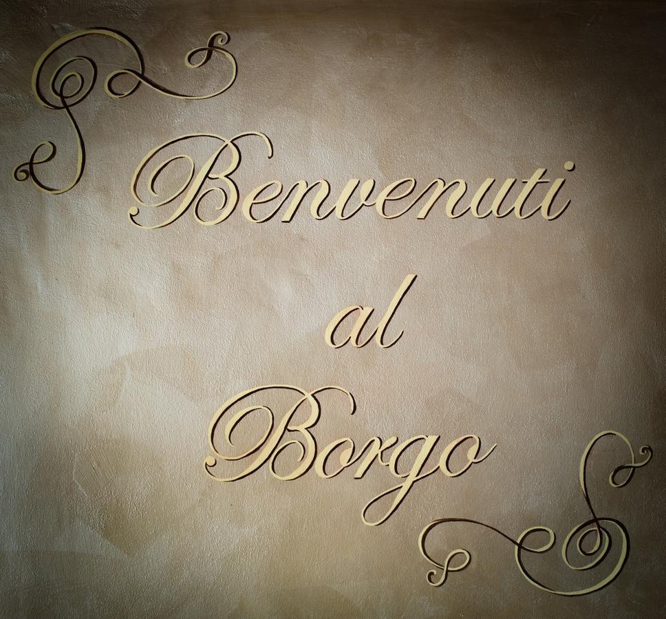 Al Borgo Alloggi เดเซนซาโนเดลการ์ดา ภายนอก รูปภาพ